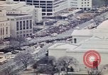 Immagine di Pennsylvania Avenue Washington DC USA, 1973, secondo 37 filmato di repertorio 65675070206