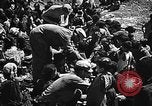Immagine di Stati Uniti Marines Okinawa isole Ryukyu, 1945, secondo 15 filmato di repertorio 65675070217