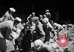 Immagine di Stati Uniti Marines Okinawa isole Ryukyu, 1945, secondo 16 filmato di repertorio 65675070218