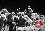 Immagine di Stati Uniti Marines Okinawa isole Ryukyu, 1945, secondo 20 filmato di repertorio 65675070218