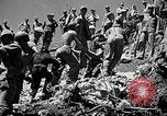 Immagine di Stati Uniti Marines Okinawa isole Ryukyu, 1945, secondo 53 filmato di repertorio 65675070218