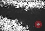 Immagine di Stati Uniti Marines Okinawa isole Ryukyu, 1945, secondo 17 filmato di repertorio 65675070219