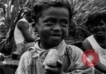 Standbild papaya Baum Hawaii USA, 1924, aus Sekunde 28 historischem Filmmaterial Videoclip 65675070225