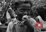 Standbild papaya Baum Hawaii USA, 1924, aus Sekunde 30 historischem Filmmaterial Videoclip 65675070225