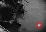 Standbild chinesische Flüchtlinge China, 1948, aus Sekunde 16 historischem Filmmaterial Videoclip 65675070236