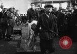 Standbild chinesische Flüchtlinge China, 1948, aus Sekunde 41 historischem Filmmaterial Videoclip 65675070236