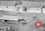 Image bâtiments endommagés Western Front théâtre européen, 1918, de la seconde 42 séquences d'archives historiques vidéo 65675070242