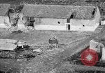 Image bâtiments endommagés Western Front théâtre européen, 1918, de la seconde 46 séquences d'archives historiques vidéo 65675070242