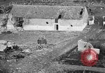 Image bâtiments endommagés Western Front théâtre européen, 1918, de la seconde 48 séquences d'archives historiques vidéo 65675070242