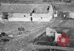 Image bâtiments endommagés Western Front théâtre européen, 1918, de la seconde 51 séquences d'archives historiques vidéo 65675070242