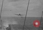 Immagine di Artigliere sepolto in mare in TBF avenger aeromobile Manila Filippine, 1944, secondo 1 filmato di repertorio 65675070253