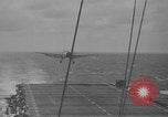 Immagine di Artigliere sepolto in mare in TBF avenger aeromobile Manila Filippine, 1944, secondo 3 filmato di repertorio 65675070253
