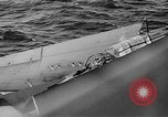 Immagine di Artigliere sepolto in mare in TBF avenger aeromobile Manila Filippine, 1944, secondo 16 filmato di repertorio 65675070253