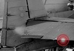 Immagine di Artigliere sepolto in mare in TBF avenger aeromobile Manila Filippine, 1944, secondo 31 filmato di repertorio 65675070253