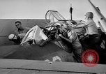 Immagine di Artigliere sepolto in mare in TBF avenger aeromobile Manila Filippine, 1944, secondo 33 filmato di repertorio 65675070253