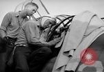Immagine di Artigliere sepolto in mare in TBF avenger aeromobile Manila Filippine, 1944, secondo 41 filmato di repertorio 65675070253