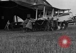 Image DH-4 Bombardier biplan Colombey-les-Belles France, 1918, de la seconde 9 séquences d'archives historiques vidéo 65675070256