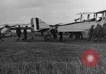 Image DH-4 Bombardier biplan Colombey-les-Belles France, 1918, de la seconde 28 séquences d'archives historiques vidéo 65675070256
