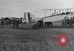 Image DH-4 Bombardier biplan Colombey-les-Belles France, 1918, de la seconde 31 séquences d'archives historiques vidéo 65675070256