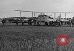 Image DH-4 Bombardier biplan Colombey-les-Belles France, 1918, de la seconde 42 séquences d'archives historiques vidéo 65675070256