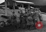 Standbild Benjamin Foulois D Colombey-les-Belles Frankreich, 1918, aus Sekunde 41 historischem Filmmaterial Videoclip 65675070257