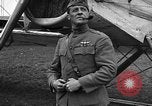 Standbild Benjamin Foulois D Colombey-les-Belles Frankreich, 1918, aus Sekunde 57 historischem Filmmaterial Videoclip 65675070257
