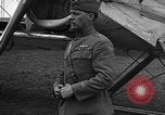 Standbild Benjamin Foulois D Colombey-les-Belles Frankreich, 1918, aus Sekunde 61 historischem Filmmaterial Videoclip 65675070257