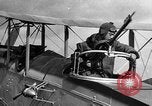 Standbild DH-4 Bomber Colombey-les-Belles Frankreich, 1918, aus Sekunde 1 historischem Filmmaterial Videoclip 65675070259