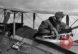 Standbild DH-4 Bomber Colombey-les-Belles Frankreich, 1918, aus Sekunde 3 historischem Filmmaterial Videoclip 65675070259