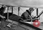 Standbild DH-4 Bomber Colombey-les-Belles Frankreich, 1918, aus Sekunde 5 historischem Filmmaterial Videoclip 65675070259