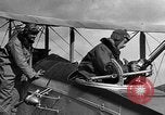 Standbild DH-4 Bomber Colombey-les-Belles Frankreich, 1918, aus Sekunde 7 historischem Filmmaterial Videoclip 65675070259