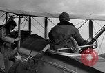 Standbild DH-4 Bomber Colombey-les-Belles Frankreich, 1918, aus Sekunde 12 historischem Filmmaterial Videoclip 65675070259