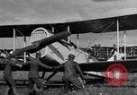 Standbild DH-4 Bomber Colombey-les-Belles Frankreich, 1918, aus Sekunde 32 historischem Filmmaterial Videoclip 65675070259