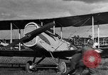 Standbild DH-4 Bomber Colombey-les-Belles Frankreich, 1918, aus Sekunde 42 historischem Filmmaterial Videoclip 65675070259