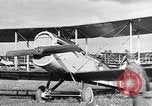Standbild DH-4 Bomber Colombey-les-Belles Frankreich, 1918, aus Sekunde 43 historischem Filmmaterial Videoclip 65675070259