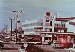 Standbild Drive im Bankgeschäft Florida United States USA, 1958, aus Sekunde 9 historischem Filmmaterial Videoclip 65675070278