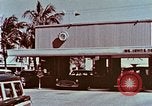 Standbild Drive im Bankgeschäft Florida United States USA, 1958, aus Sekunde 33 historischem Filmmaterial Videoclip 65675070278