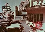 Standbild Drive-in-Restaurant Florida United States USA, 1958, aus Sekunde 10 historischem Filmmaterial Videoclip 65675070279
