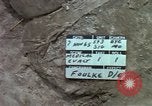 Standbild Evakuierung von Verletzten Vietnam, 1965, aus Sekunde 5 historischem Filmmaterial Videoclip 65675070291