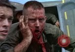 Standbild Evakuierung von Verletzten Vietnam, 1965, aus Sekunde 12 historischem Filmmaterial Videoclip 65675070291