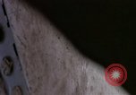 Standbild Evakuierung von Verletzten Vietnam, 1965, aus Sekunde 38 historischem Filmmaterial Videoclip 65675070291