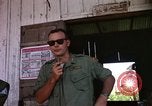 Standbild vietnamesischen Dorfbewohner Vietnam, 1965, aus Sekunde 29 historischem Filmmaterial Videoclip 65675070297