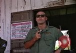 Standbild vietnamesischen Dorfbewohner Vietnam, 1965, aus Sekunde 30 historischem Filmmaterial Videoclip 65675070297