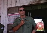 Standbild vietnamesischen Dorfbewohner Vietnam, 1965, aus Sekunde 31 historischem Filmmaterial Videoclip 65675070297