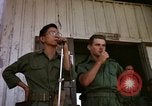 Standbild vietnamesischen Dorfbewohner Vietnam, 1965, aus Sekunde 44 historischem Filmmaterial Videoclip 65675070297