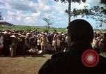 Standbild vietnamesischen Dorfbewohner Vietnam, 1965, aus Sekunde 54 historischem Filmmaterial Videoclip 65675070297