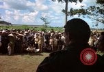 Standbild vietnamesischen Dorfbewohner Vietnam, 1965, aus Sekunde 56 historischem Filmmaterial Videoclip 65675070297