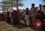 Standbild vietnamesischen Dorfbewohner Vietnam, 1965, aus Sekunde 60 historischem Filmmaterial Videoclip 65675070297