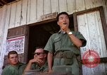 Standbild vietnamesischen Dorfbewohner Vietnam, 1965, aus Sekunde 62 historischem Filmmaterial Videoclip 65675070297