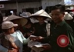 Standbild vietnamesischen Dorfbewohner Vietnam, 1965, aus Sekunde 6 historischem Filmmaterial Videoclip 65675070298